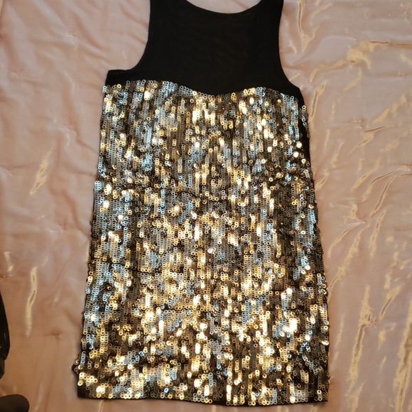 Express Sequence Dress - Picture 2 of 4
